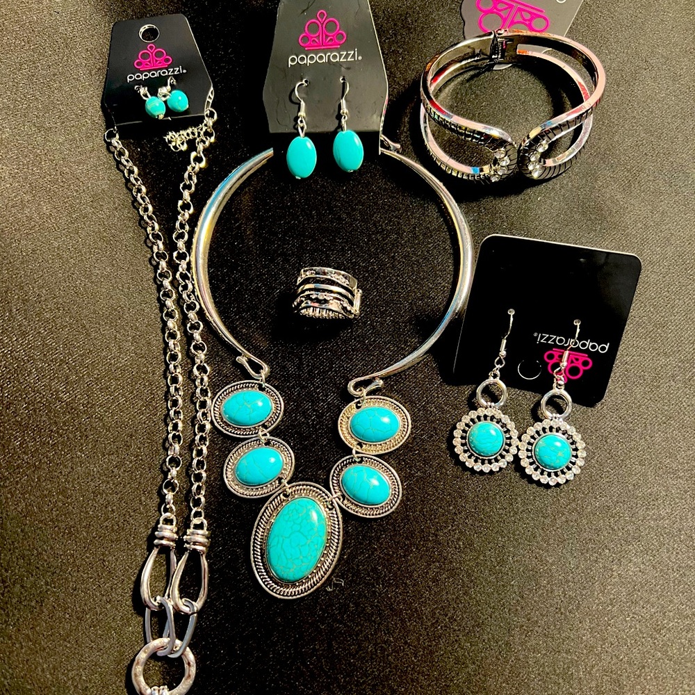 Turquoise Blue Crackle Stone and Silver. Five Piece Set for $20.00